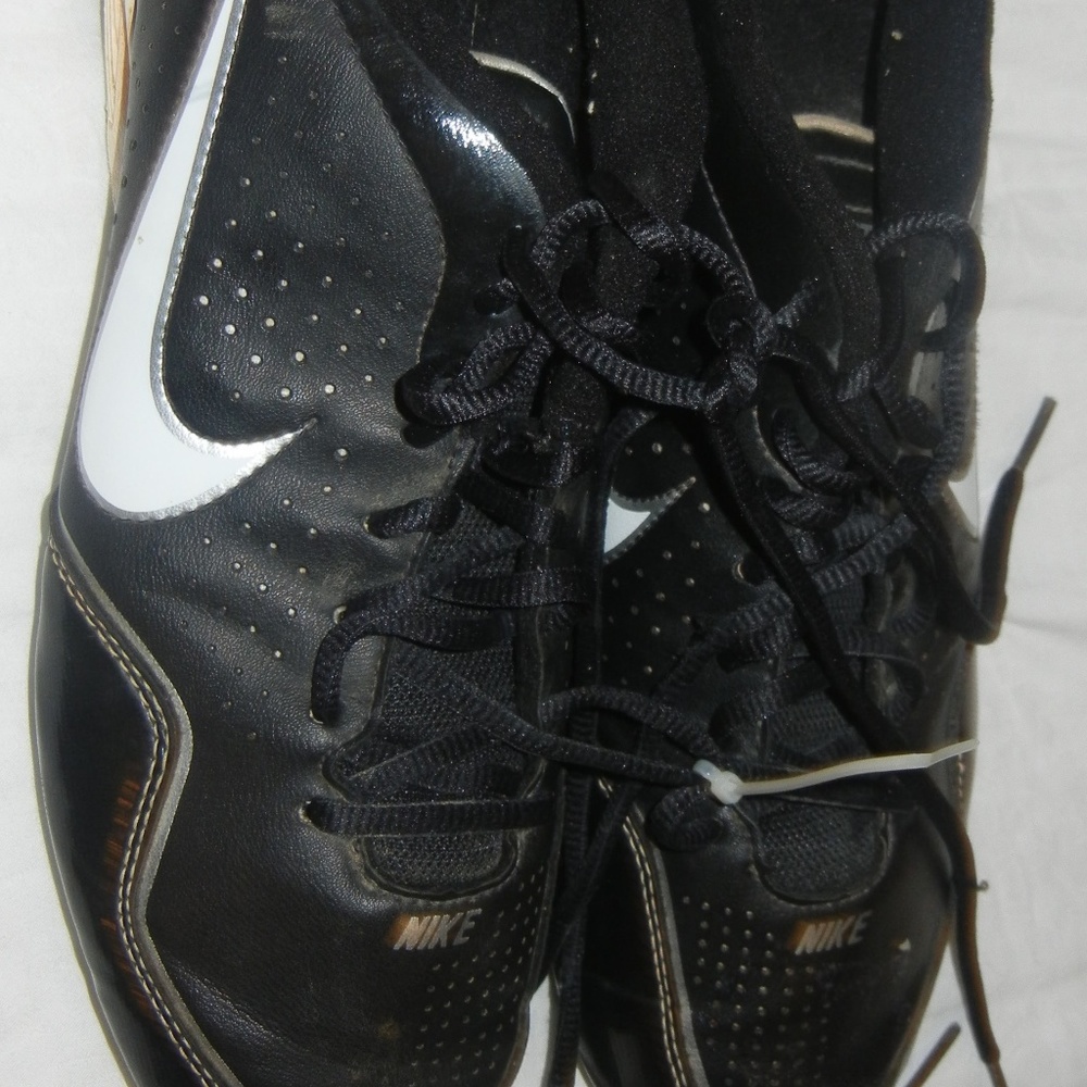 Nike Men Baseball Shoes Size 8.5